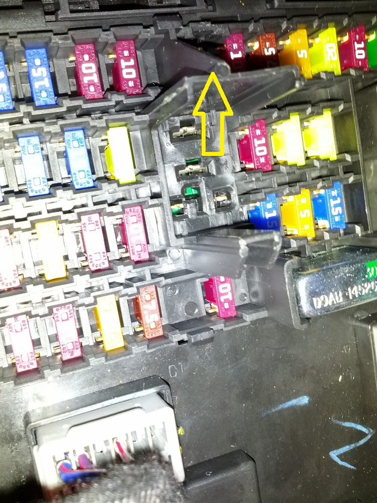 2010 Ford Flex Interior Fuse Box Location | Brokeasshome.com